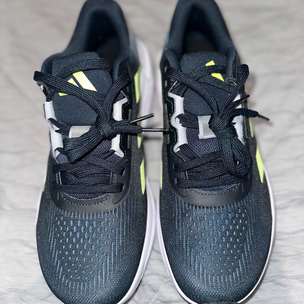 Adidas Questar 3 Navy and Neon Yellow running Athletic Shoes